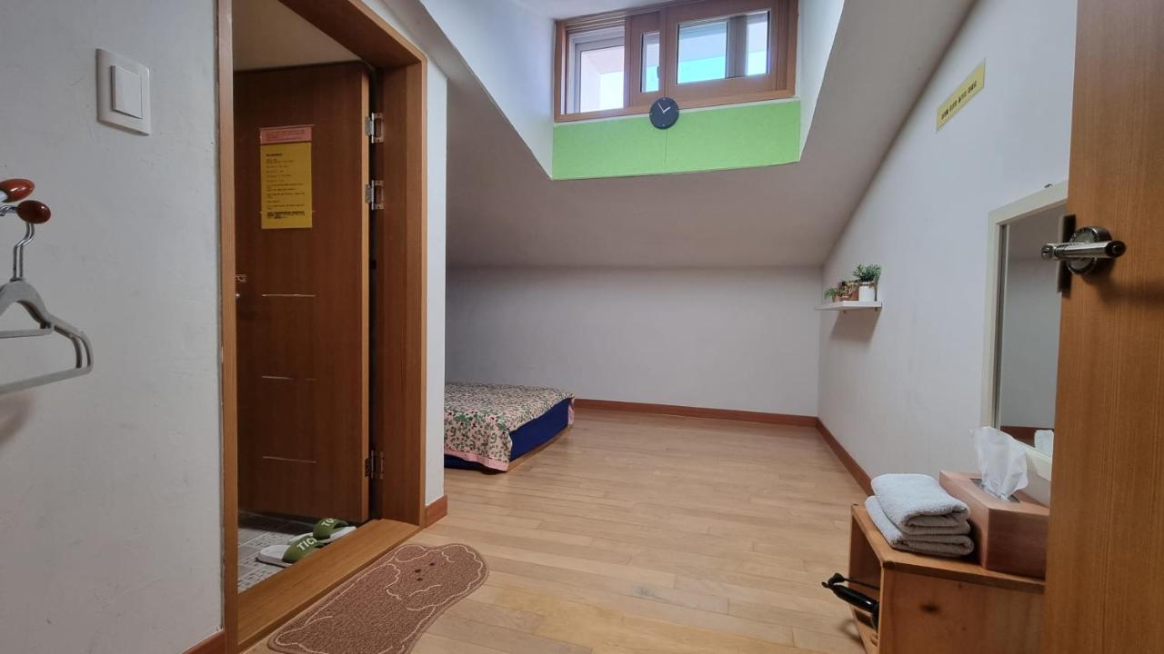 Tongyeong One Guesthouse Eksteriør bilde